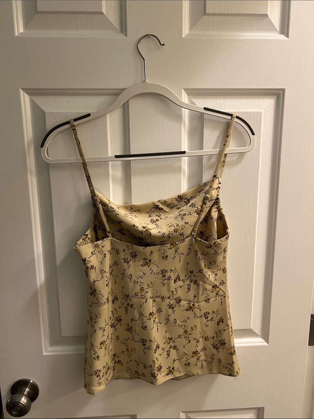 Oak + Fort Floral Tanktop - Picture 2 of 3